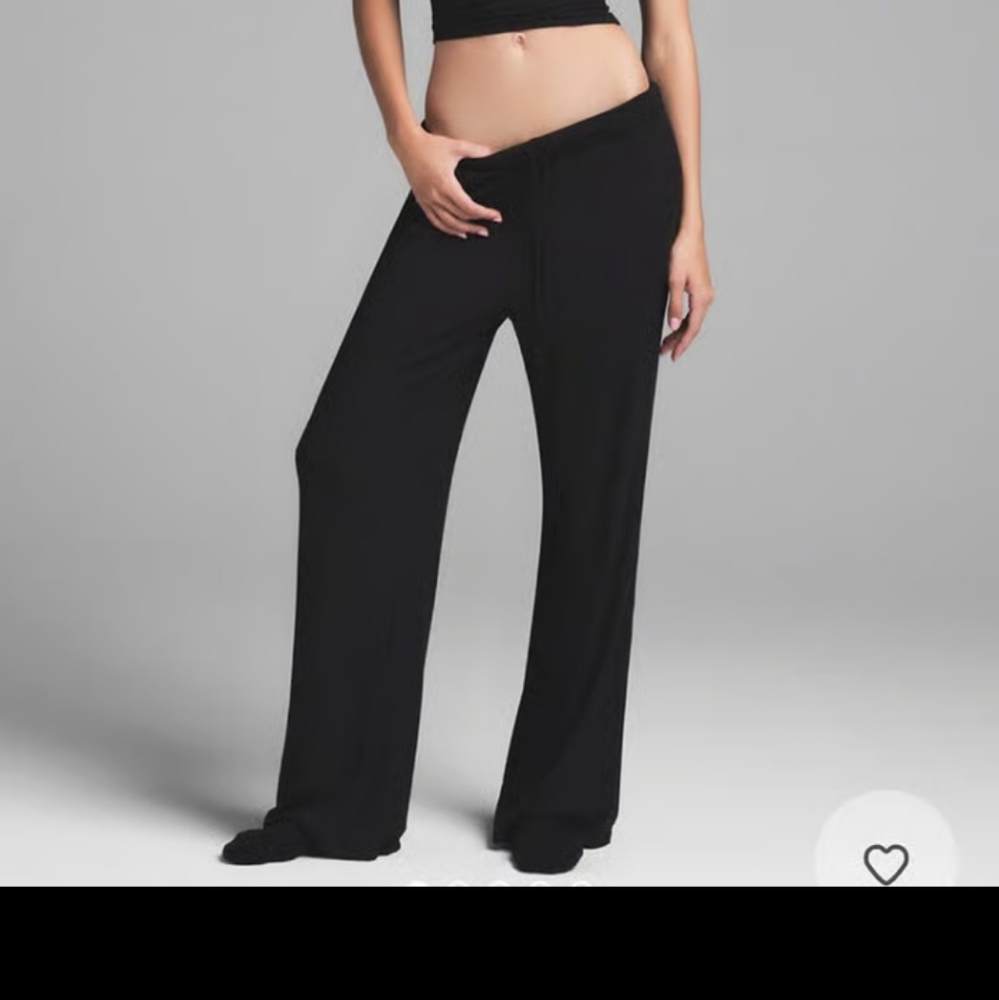 SKIMS onyx loose boyfriend pants -small